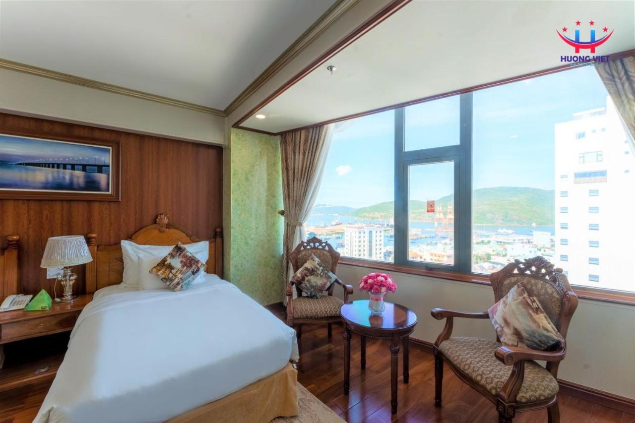 Huong Viet Hotel Quy Nhon - Beachfront Εξωτερικό φωτογραφία