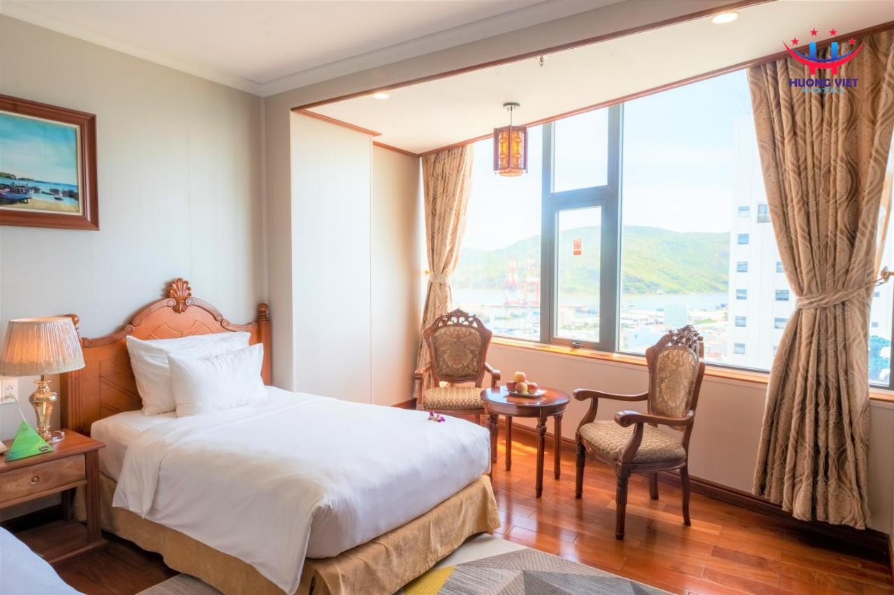 Huong Viet Hotel Quy Nhon - Beachfront Εξωτερικό φωτογραφία